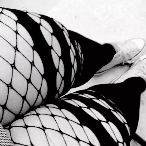 🖤 thighs the limit 🖤