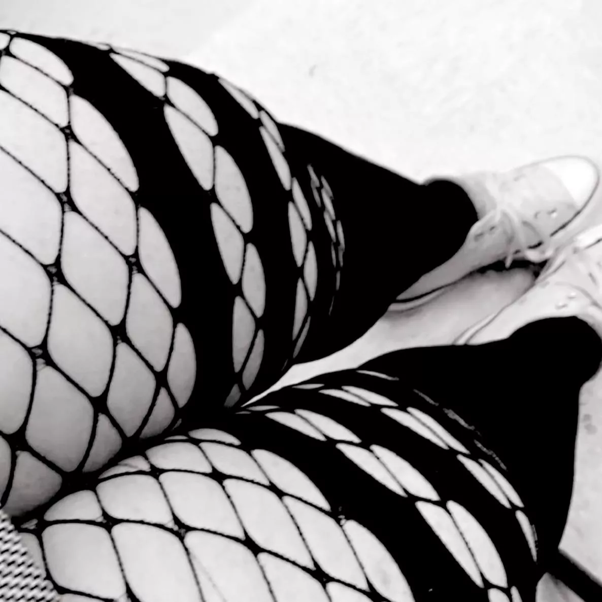 🖤 thighs the limit 🖤