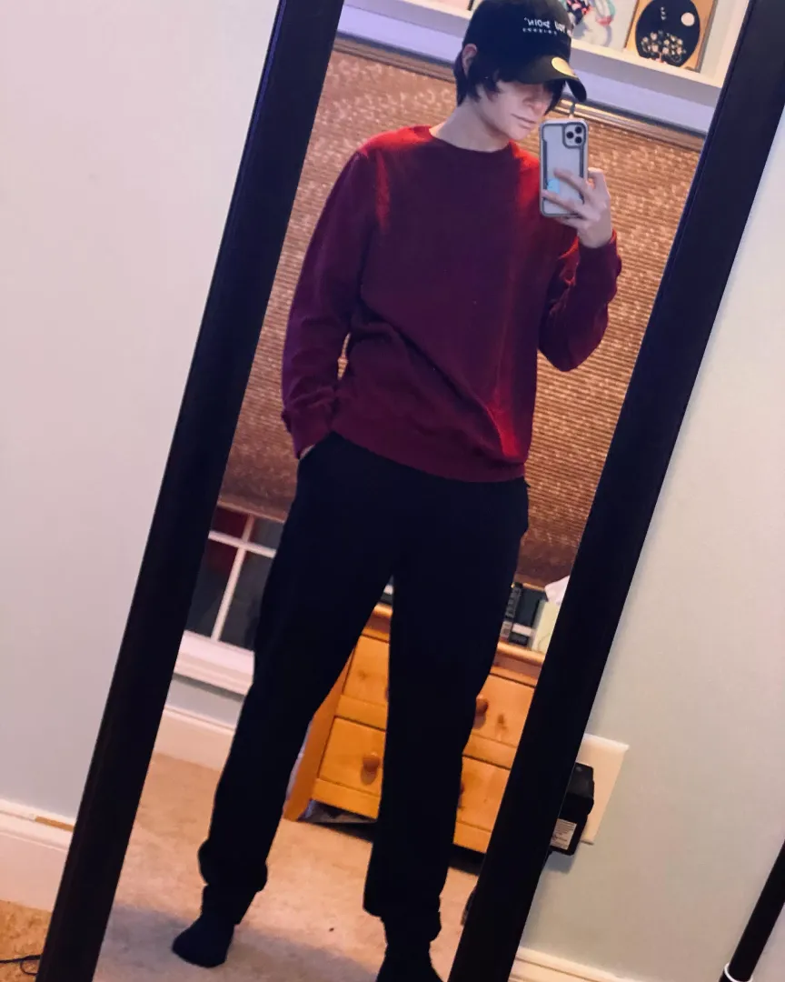 Thinking about a red crop top hoodie, fishnet undershirt with these sweats. Whatcha think?