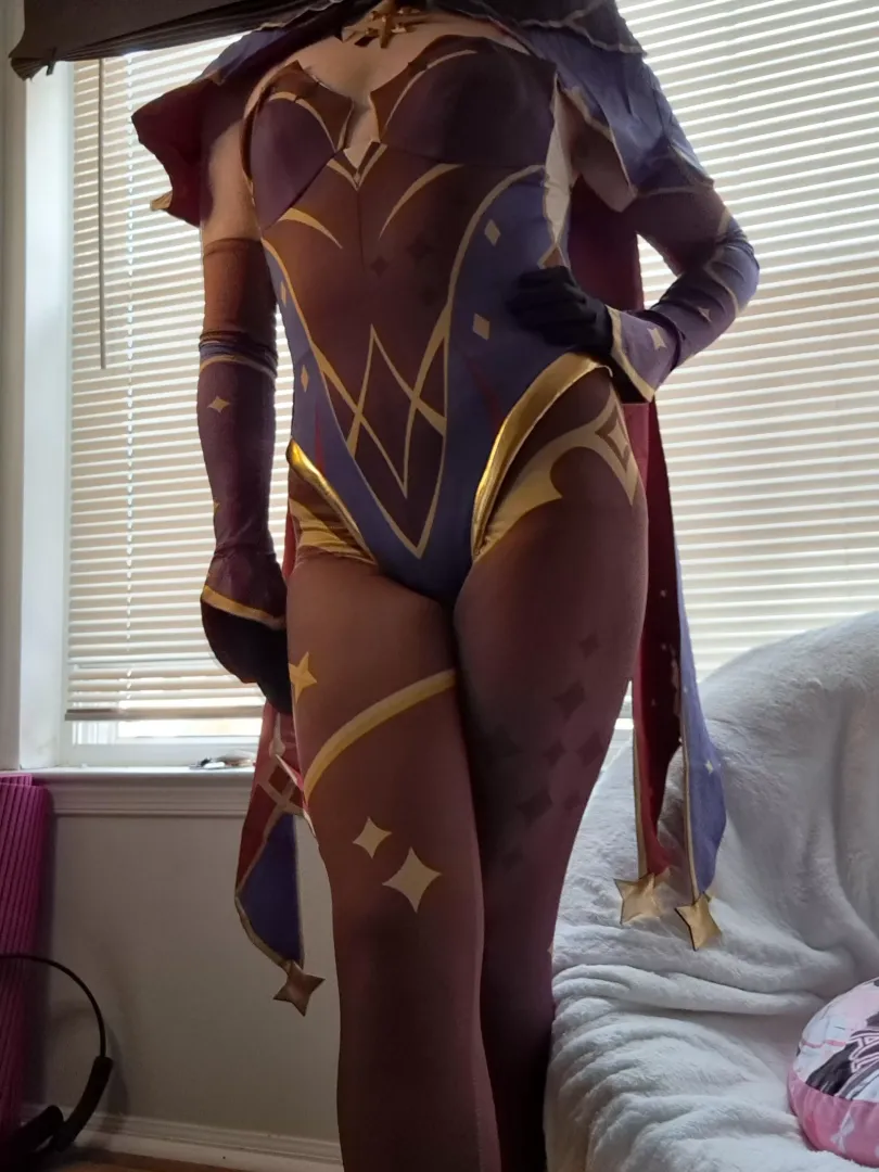 Thinking about wearing this to a con sometime down the line.