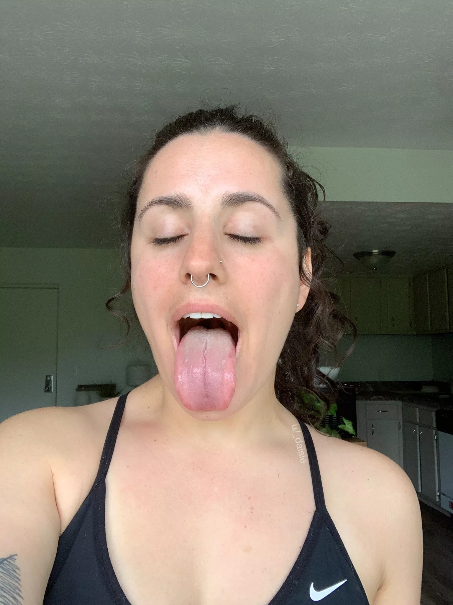 thirsty from my workout, can you help?🥵