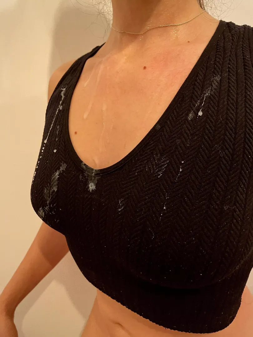 This amateur loves wearing cum like a necklace