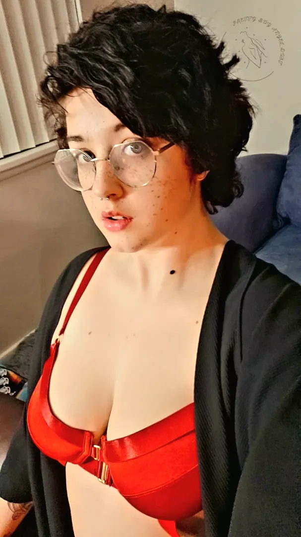 This body welcomes all genders, FYI