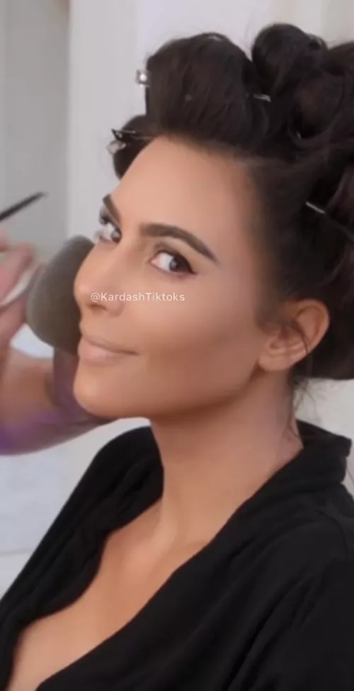 This frame does something to me