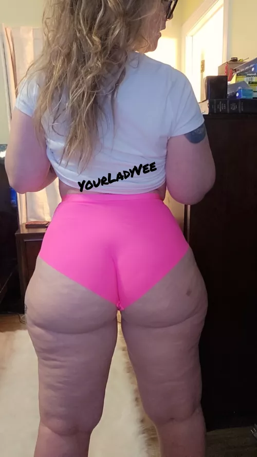 This is an ass that's meant to be eaten and then filled