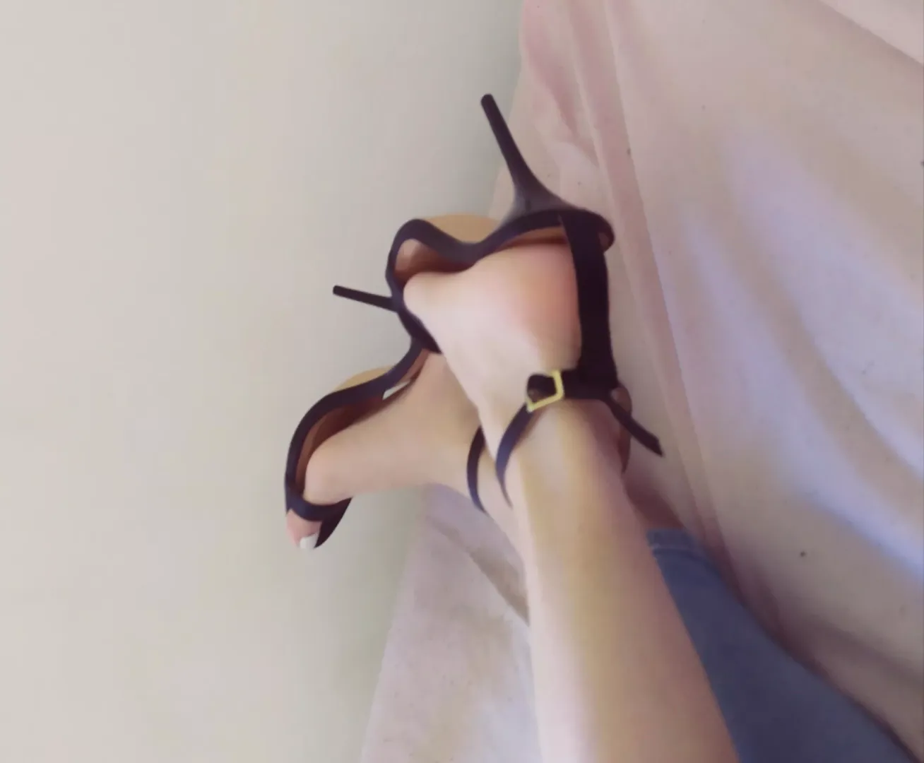 This is another open pair of black heels 💕 (oc) f 27