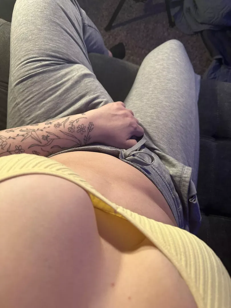 This is the only dick pic your girlfriend wants to receive.