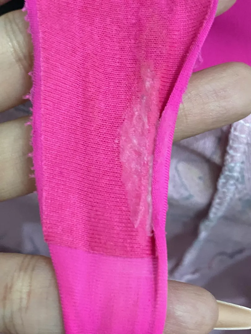 This panty colour turned my pussy pink 🥲