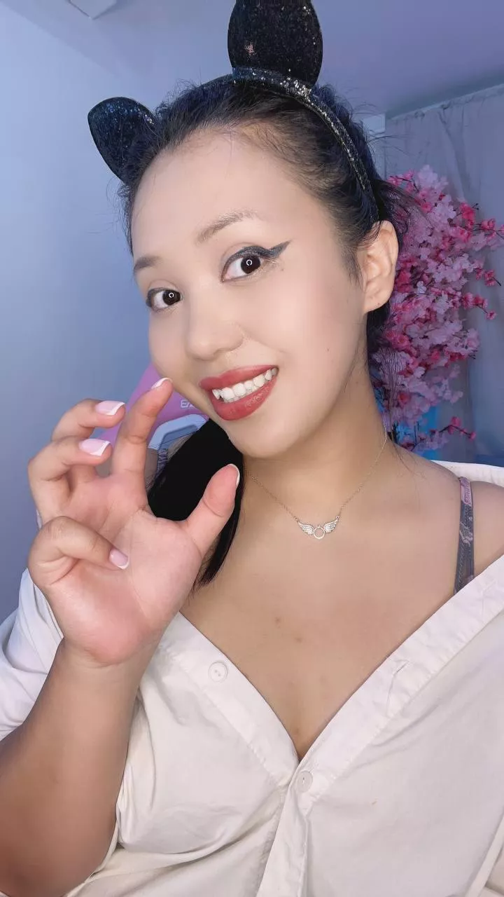 This pet is ready to please you, owner