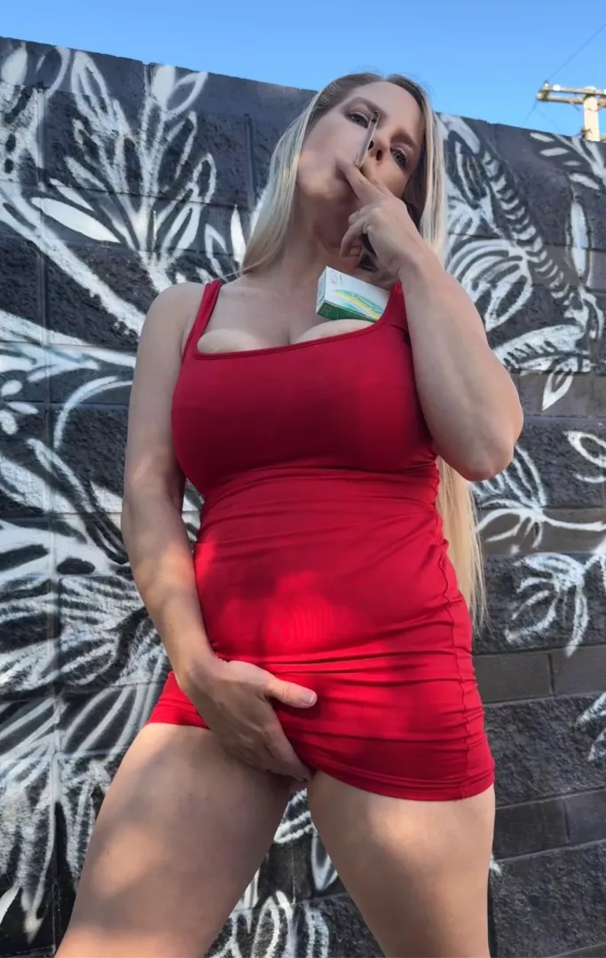 This smokey milf still likes to get wild