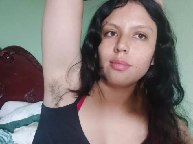 This sweet body needs cuddles 