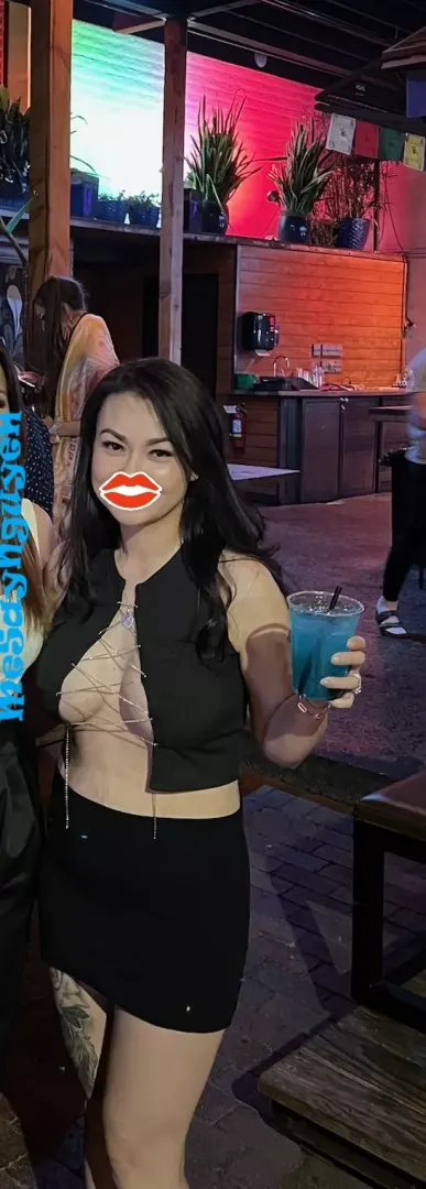 This top isn't meant for a bra