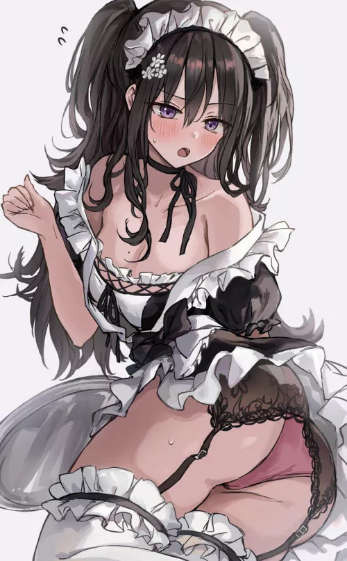 This uniform seems a bit skimpy (@mychristian2)