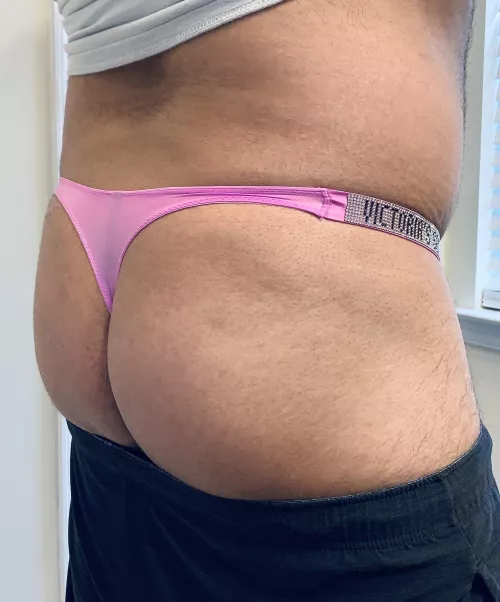 Thong Thursday with my favorite VS Shine Straps ;)