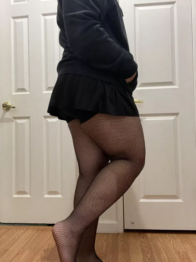 Thoughts and suggestions for an outfit?