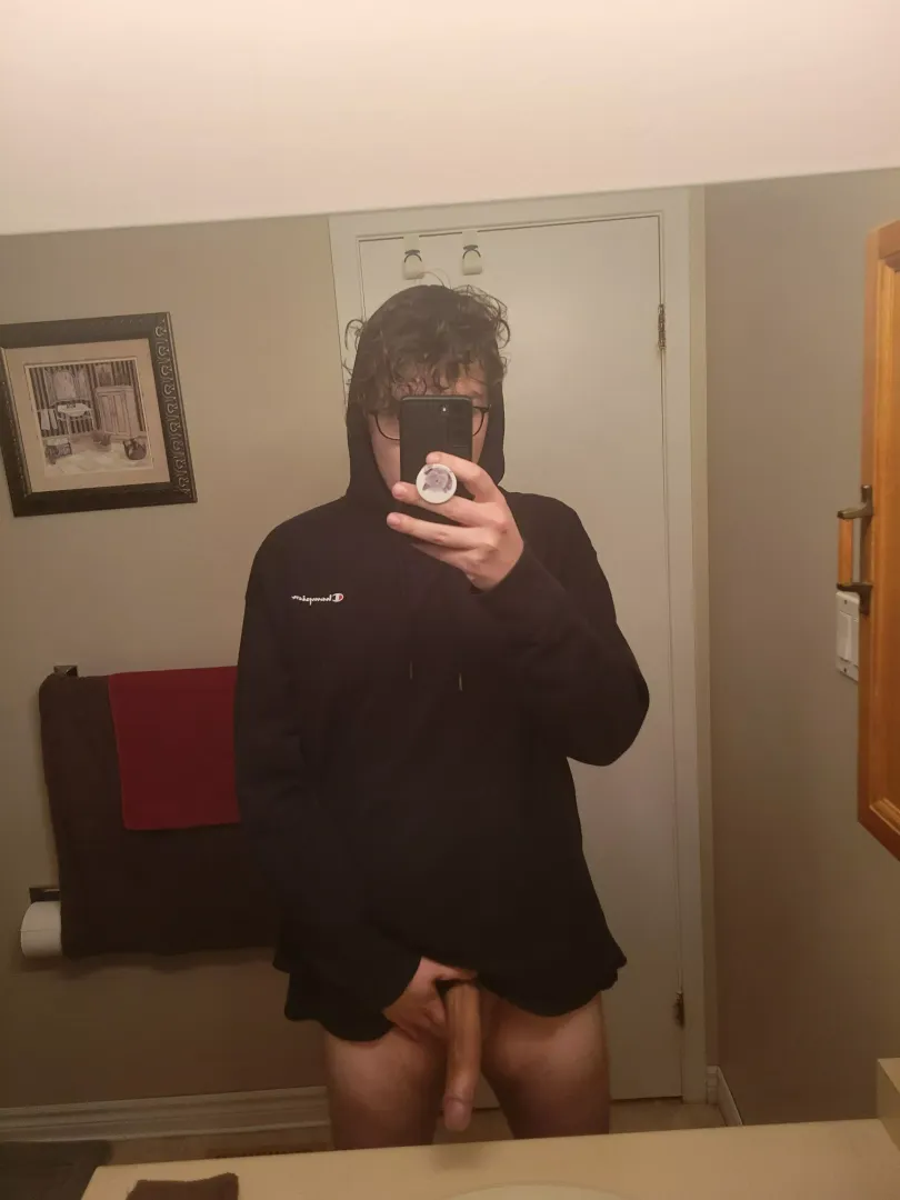 Thoughts on a bathroom pic?