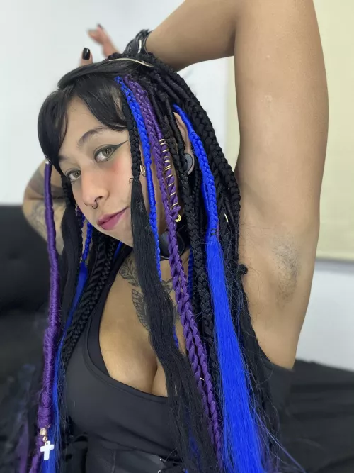 Tickling or sniffing?