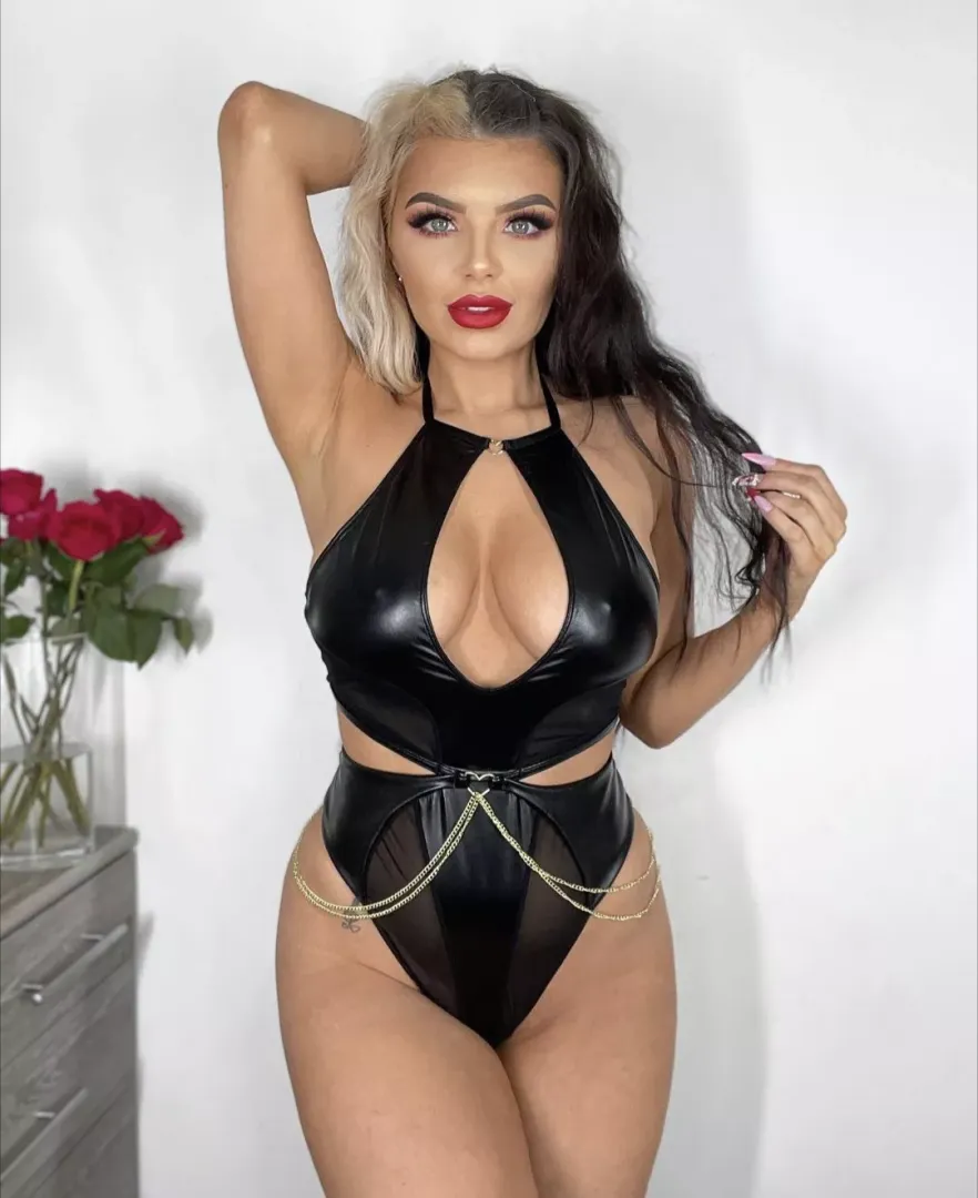 Tight 😍