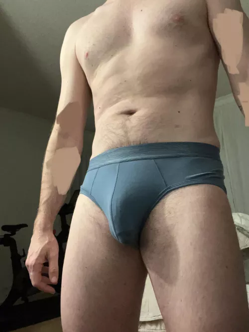 Tight briefs