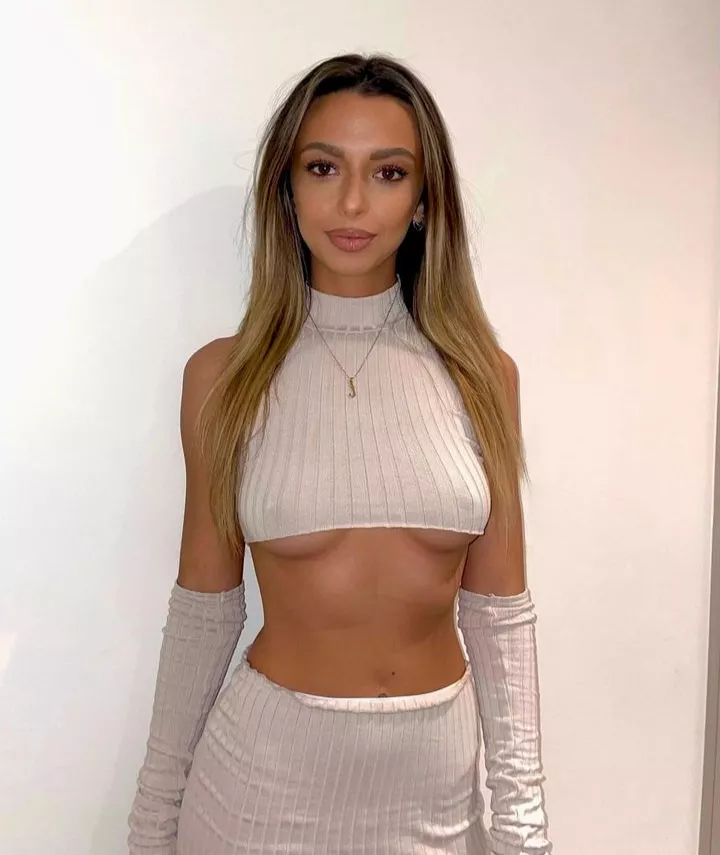 Tight Jada