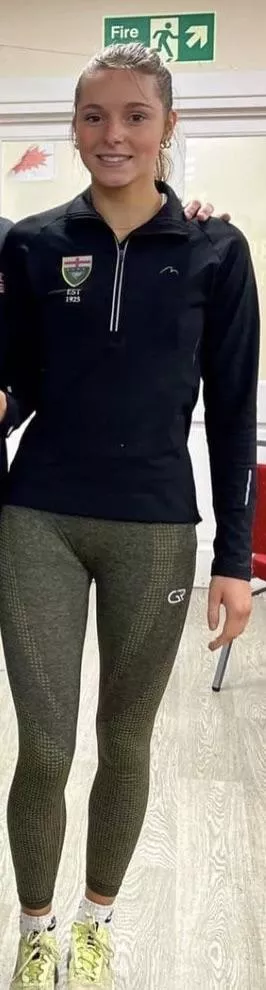 Tight leggings