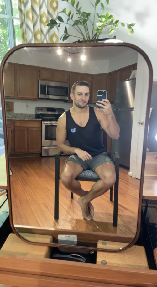 Time for a kitchen cut. 💇🏻‍♂️