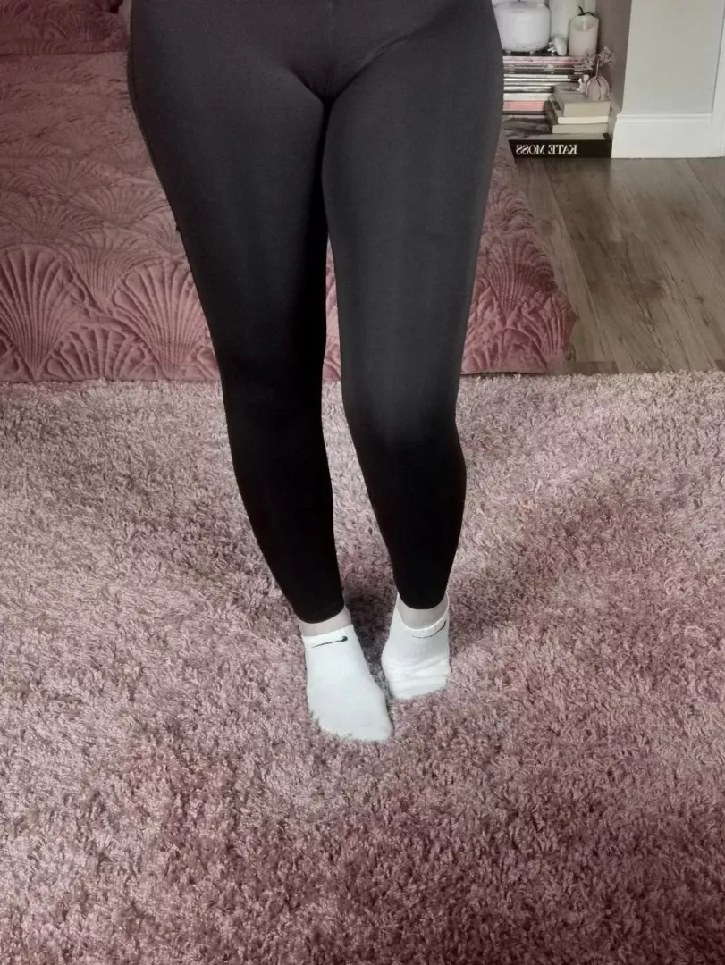 Time for my run and it's warmer out, so they're going to get twice as soaked 😋
