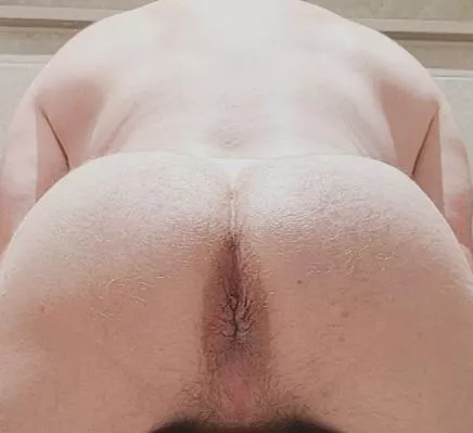 Time to pop my bottom 🍒