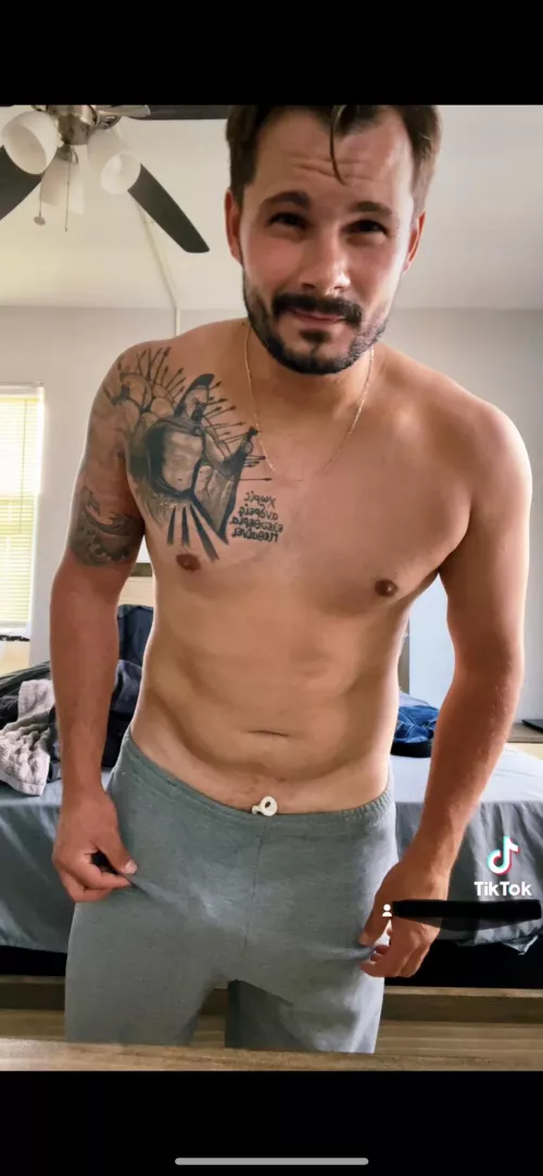 Time to put the video games down and start cutting! 😅