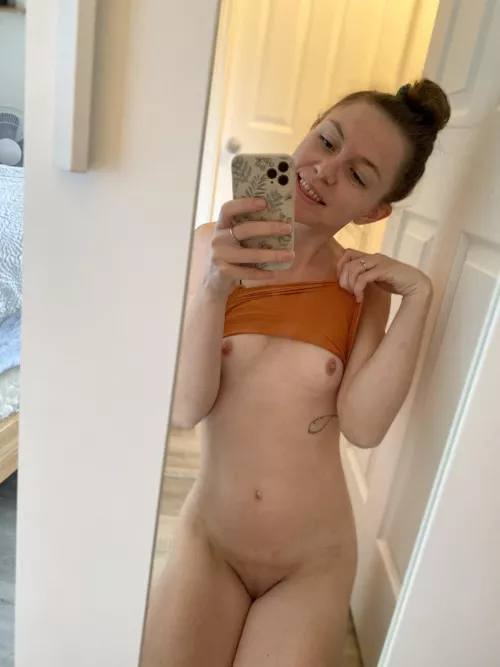 Tiny nipples 🍒