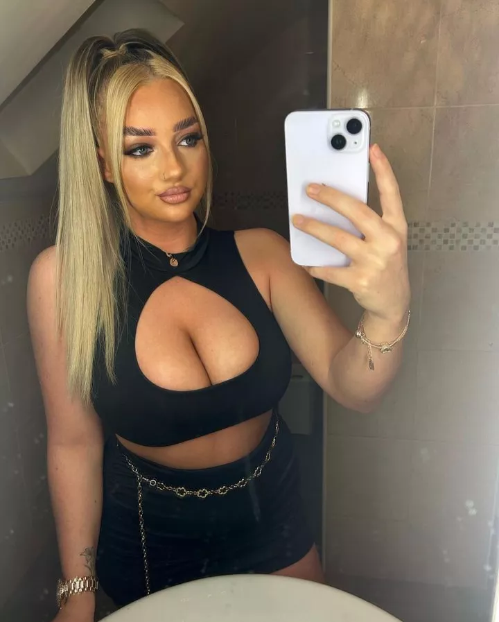 Tits on Katie