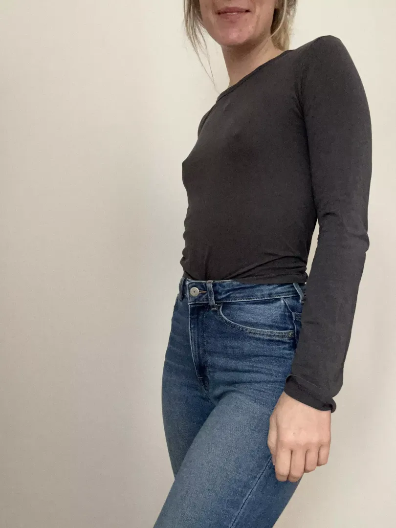 Todays braless look