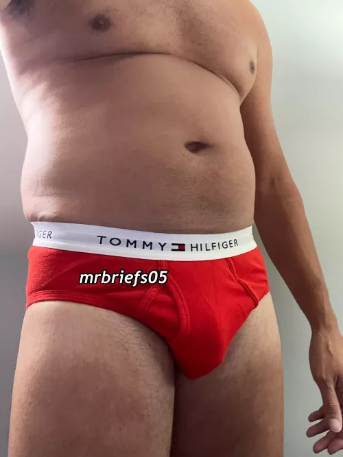 Tommy Thursday…😜🧡 Age 46