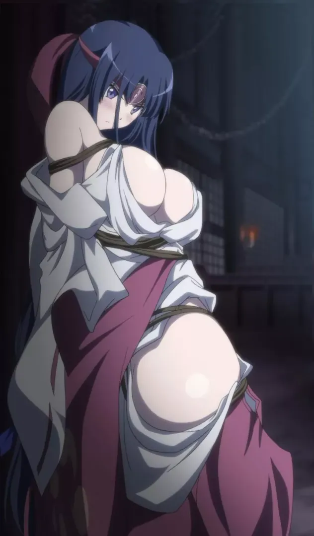Tomoe humiliated