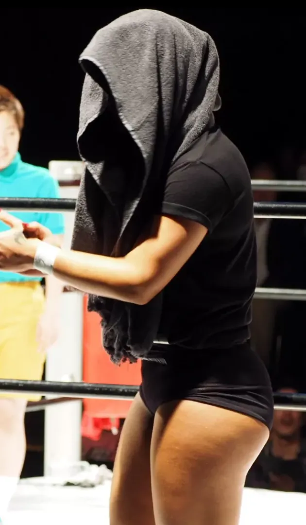 Toni Storm 👀