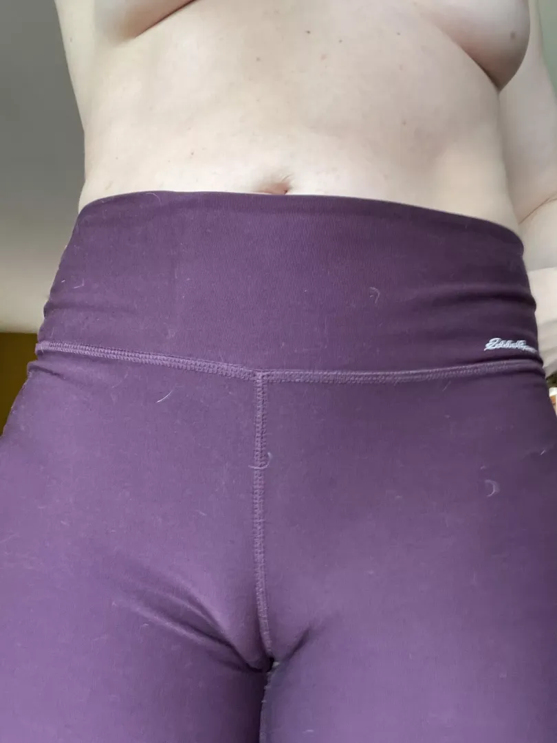 Too close for comfort or just close enough?? 🤭