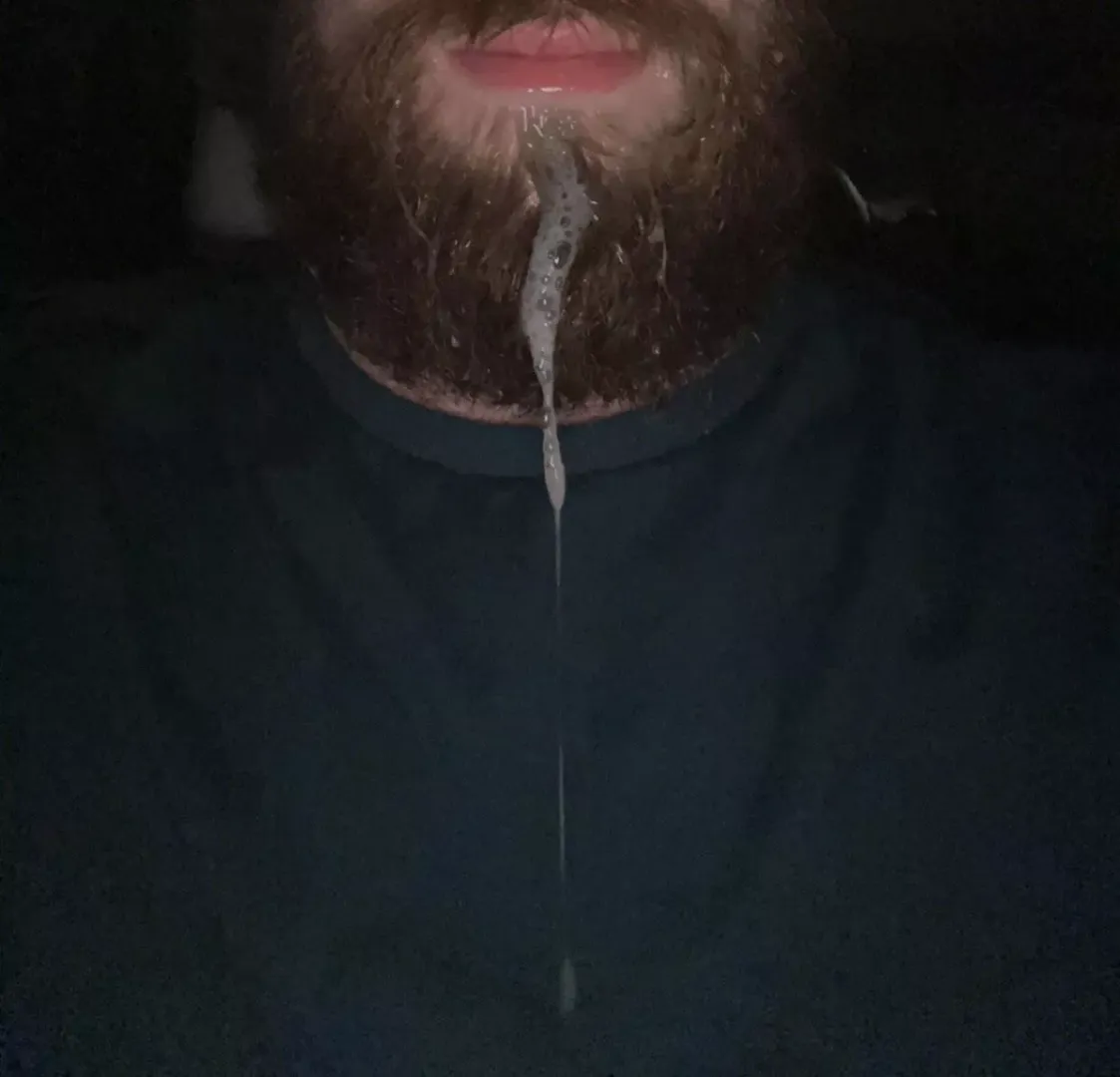 Took a load from a Grindr daddy(25)