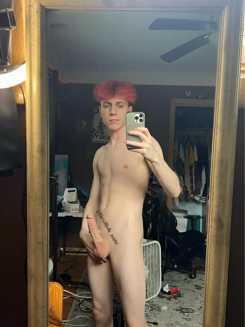 Took this pic this morning when I was horny as fuck