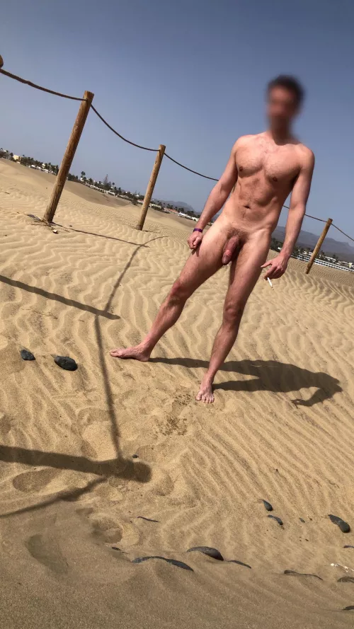 Traveling for nudism