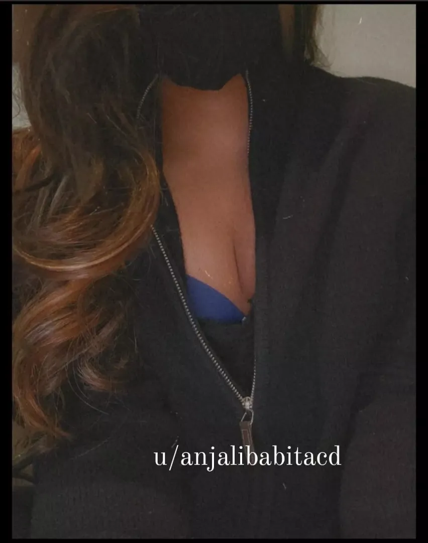 Tried to be the sluttiest I could and finally posting on reddit !!