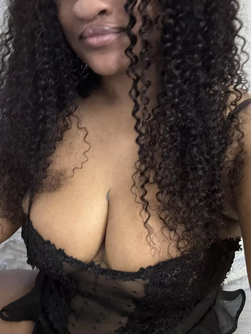 Truth: do you think my lips are the same color as my nipples?