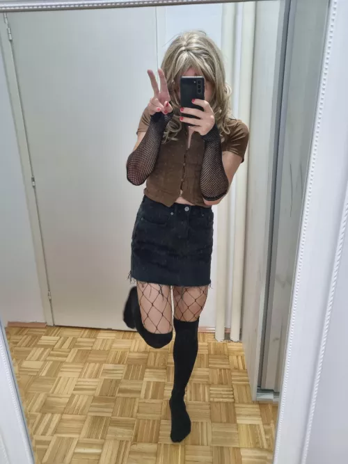 trying to be cute, I guess 😮‍💨