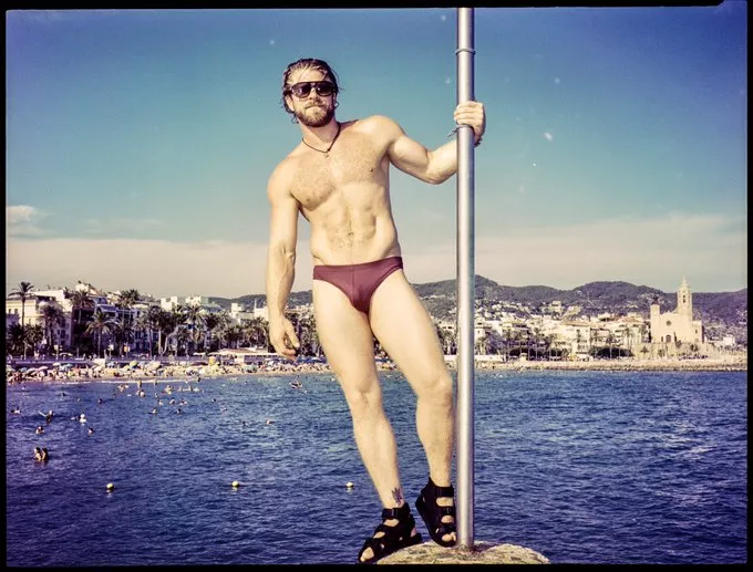 Trying to spot some hot pirates