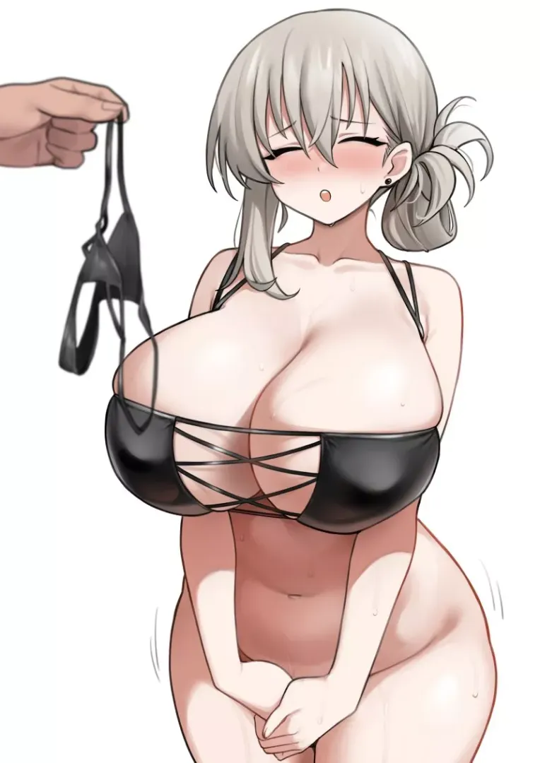 Tsuki lost her bikini