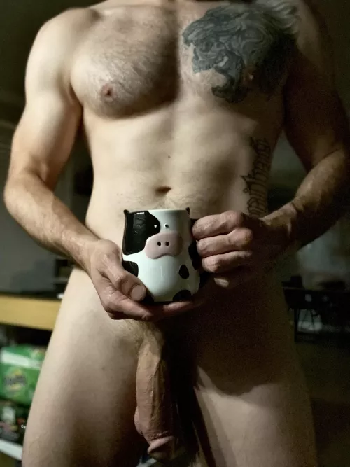 Tuesday seems like a good time to dive into the silly side of my mug collection 😋😋