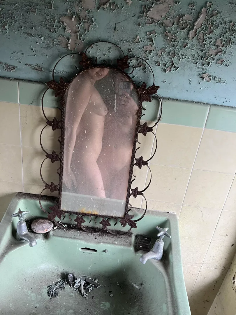 Two girls and an ancient mirror
