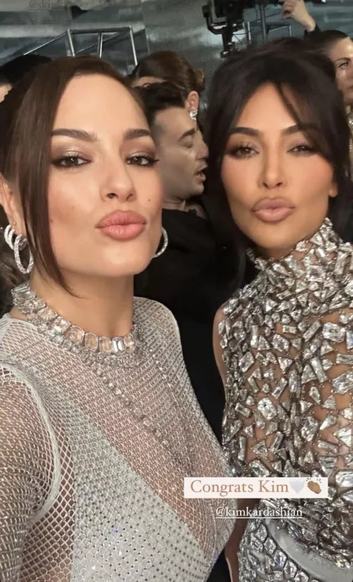 Two goddesses