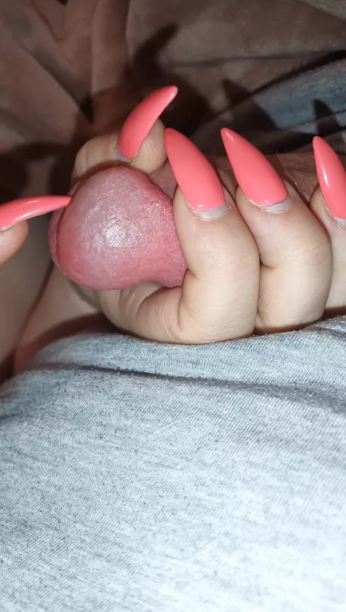 U asked me last time how deep I can go. See yourself.🥵 Don't forget to choose my new nail colour 😘