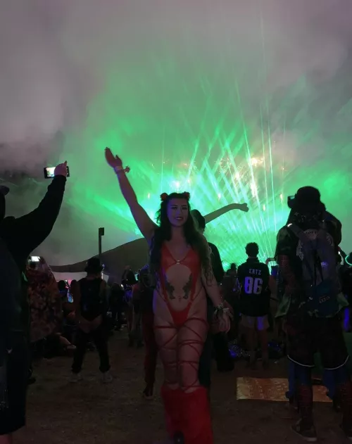 Under the lasers 😈