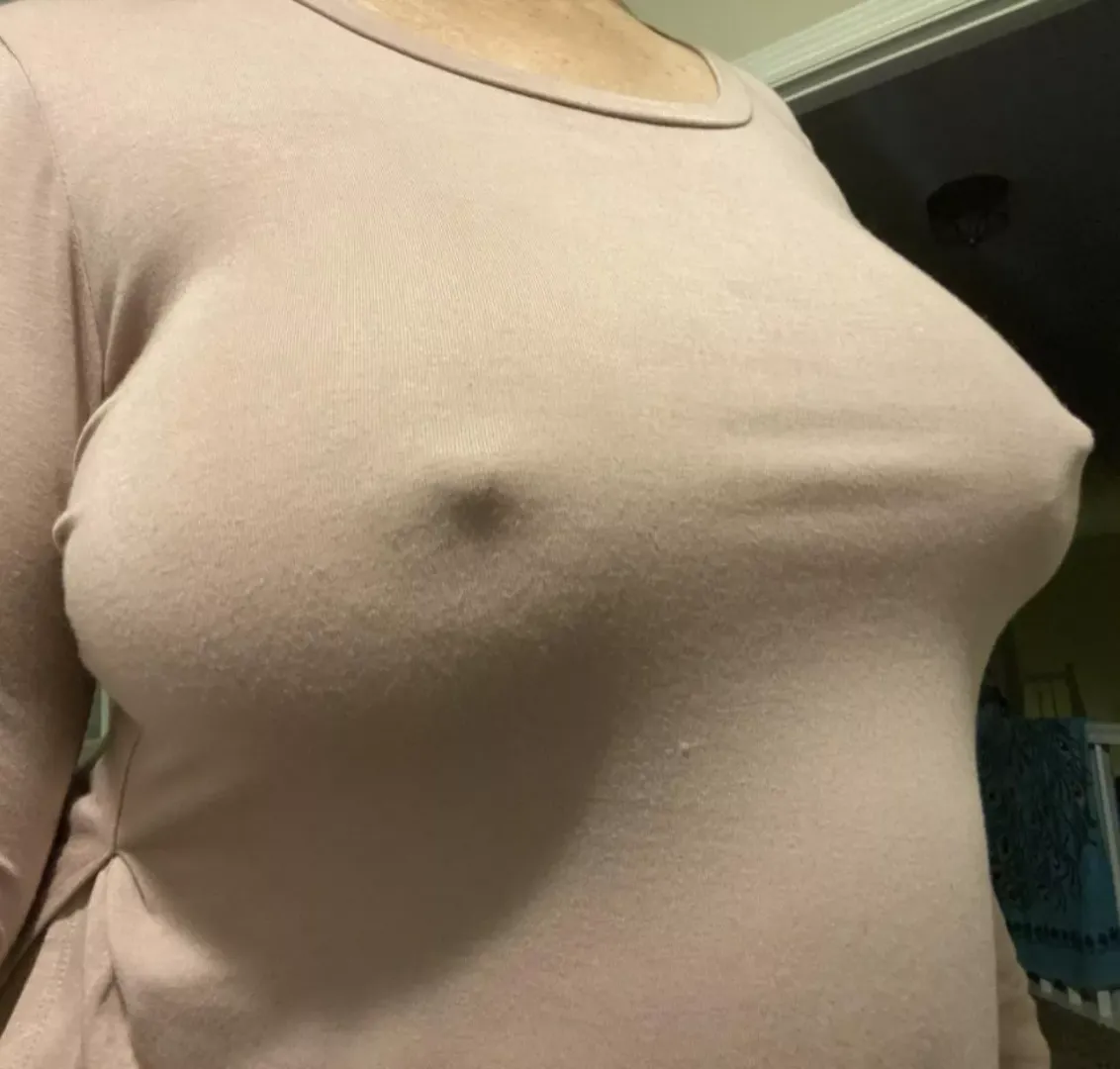 Undershirts in October look spectacular